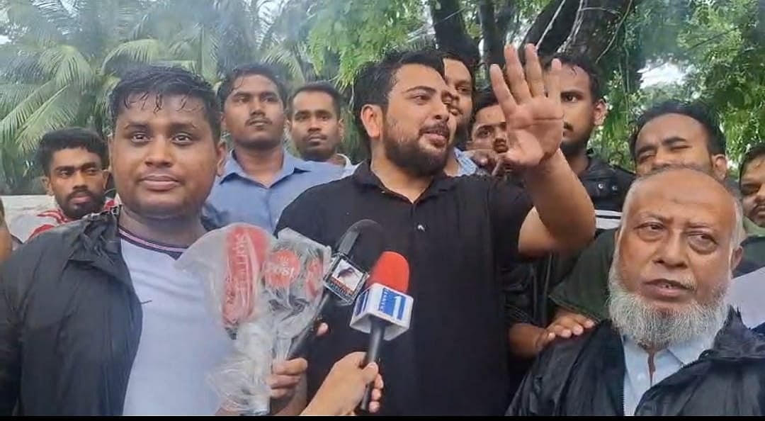 চট্টগ্রামের বন্যা পরিস্থিতি নিয়ে সরকারের ব্যর্থতা স্বীকার নাহিদ ইসলামের