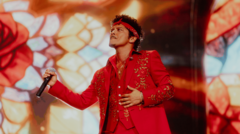 দীর্ঘ আট বছর পর ওয়েম্বলি মাতালেন ব্রুনো মার্স: প্রত্যাবর্তনের সুর ও সুরের জাদুতে মুগ্ধ দর্শক